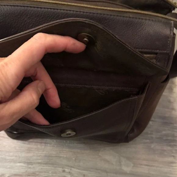 Fossil Vintage 75082 Dark Brown Soft Leather Crossbody Bag - Picture 8 of 15